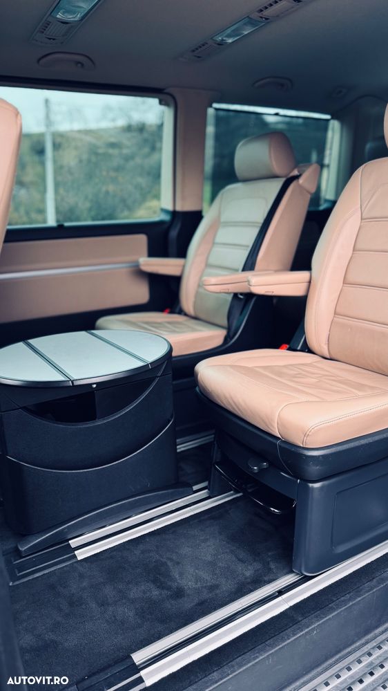 Volkswagen Multivan - 4