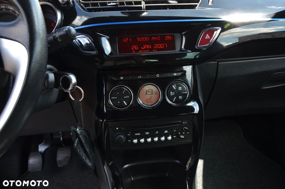 Citroën DS3 1.6 VTi SoChic - 24