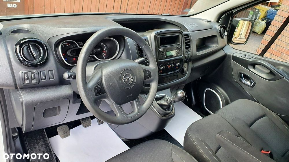 Opel Vivaro - 15