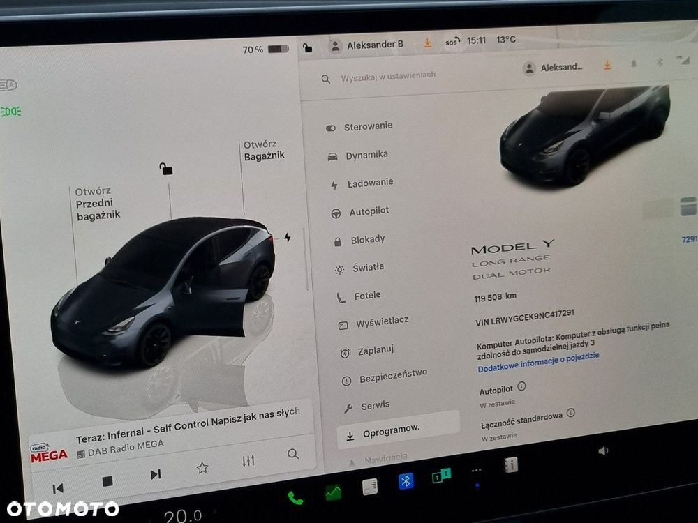 Tesla Model Y Long Range AWD - 25