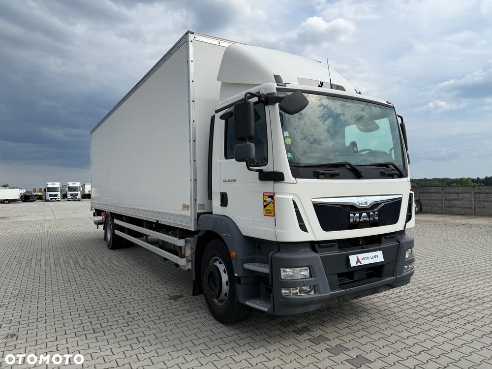 MAN TGM 18.290 / DMC 18 TON / WINDA ZAŁADOWCZA / KONTENER 9,40 M / Z FRANCJI / STAN BDB / / / - 3