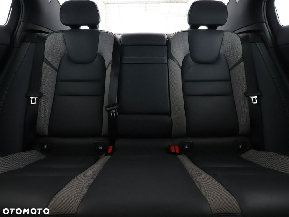 Volvo S60 - 19