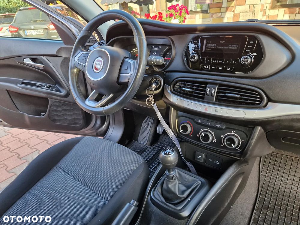 Fiat Tipo 1.4 16v Easy - 23