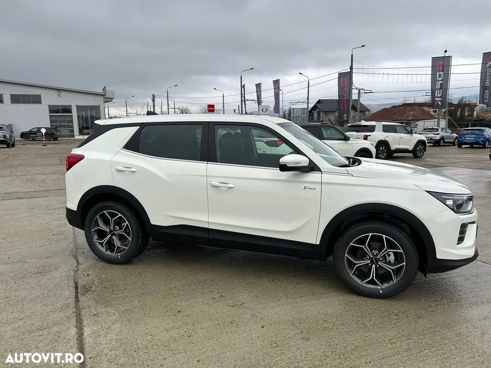 KG Mobility Korrando - 3