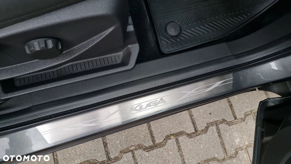 Ford Kuga 1.5 EcoBoost FWD Titanium ASS GPF - 35