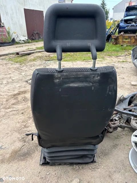 FOTEL PNEUMATYCZNY SIEDZENIE KIEROWCY MERCEDES VARIO 818 - 4