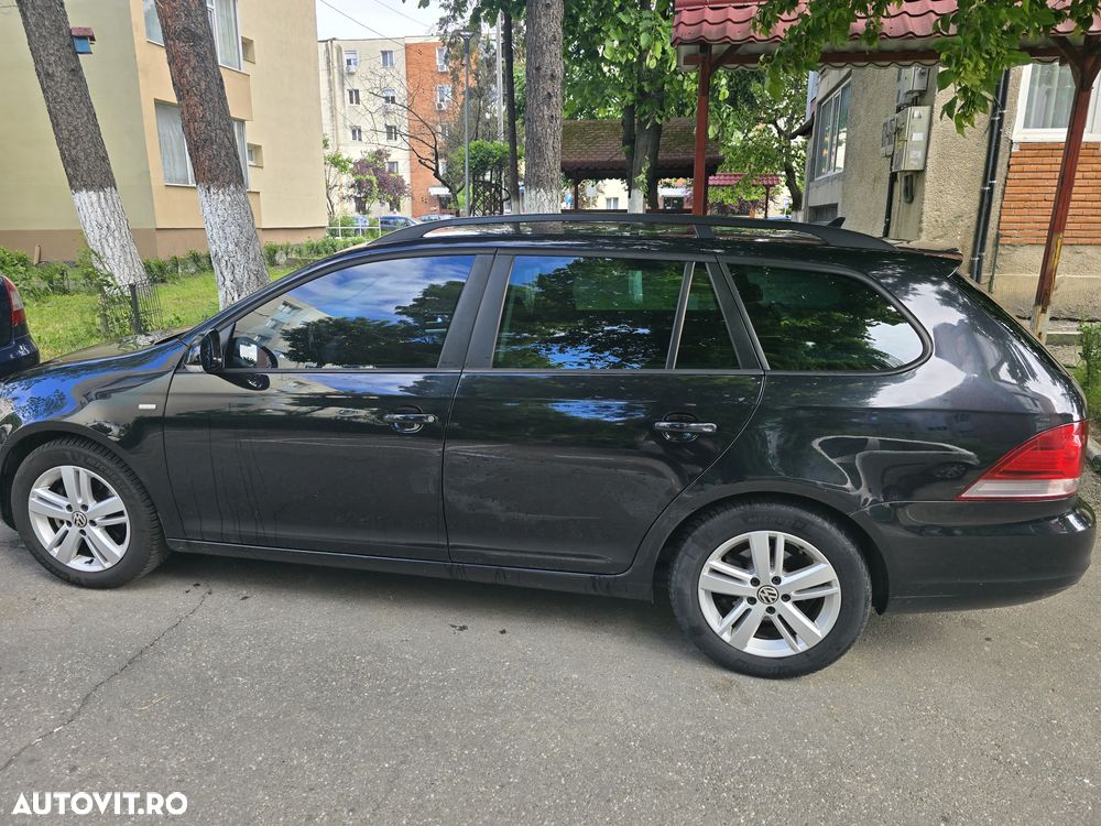 Volkswagen Golf 1.6 TDI DPF Trendline - 9