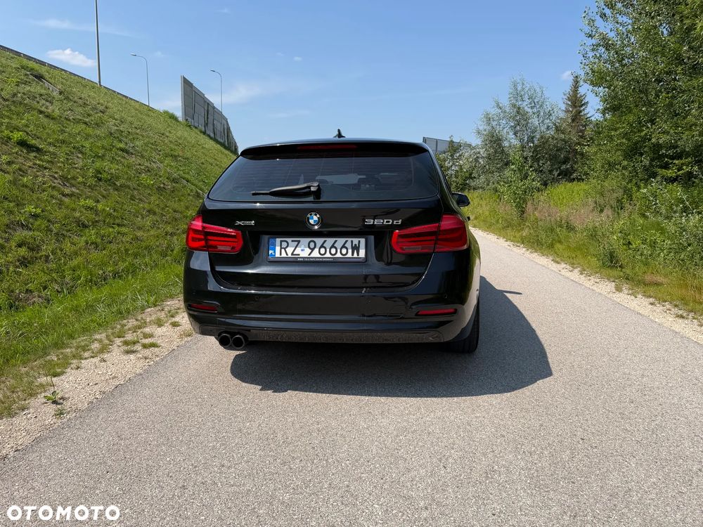 BMW Seria 3 320d xDrive Sport Line - 11