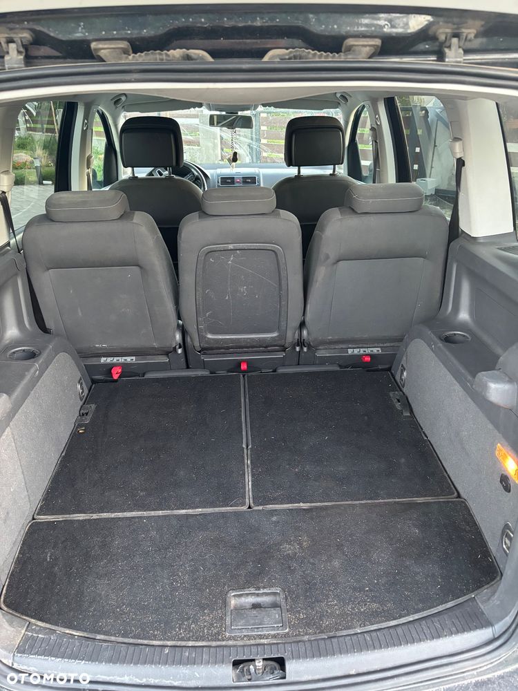 Volkswagen Touran 1.6 TDI DPF BlueMotion Technology MATCH - 15