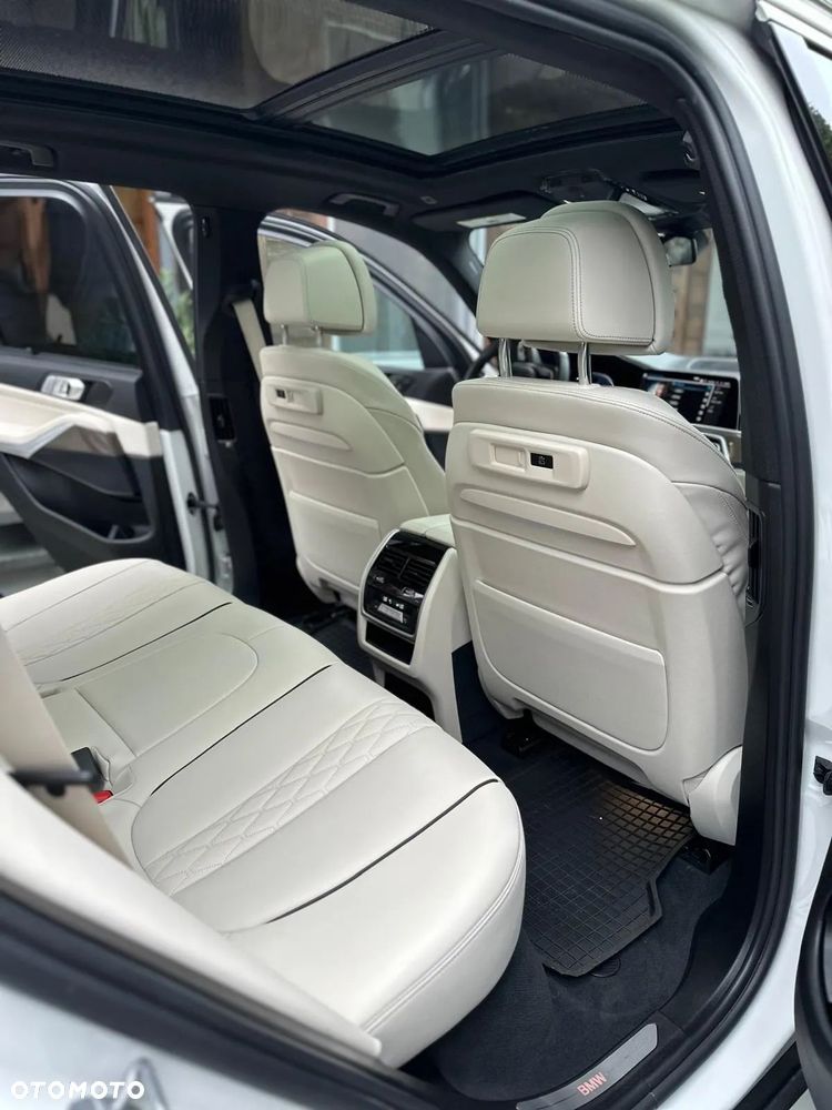 BMW X5 xDrive45e - 33