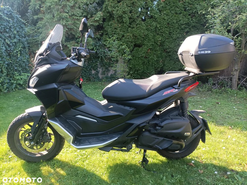Aprilia SR