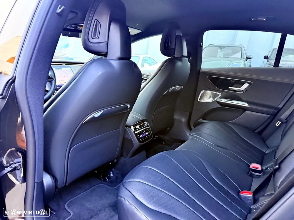 Mercedes-Benz EQE SUV 350+ AMG Line Premium - 35
