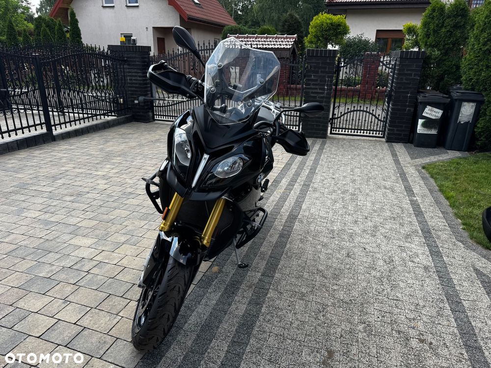 BMW XR - 3