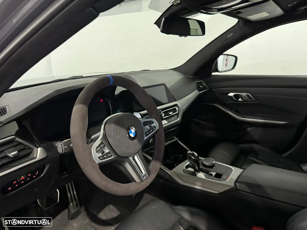 BMW 330 e Pack M Auto - 11