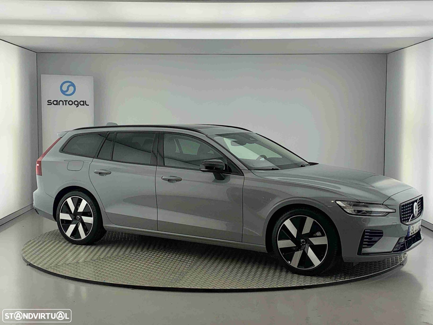 Volvo V60 2.0 T6 AWD TE Plus Dark - 1