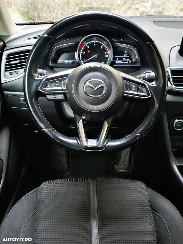 Mazda 3 - 7