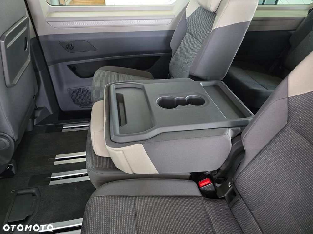 Volkswagen Multivan 2.0 TDI L2 Family DSG - 10