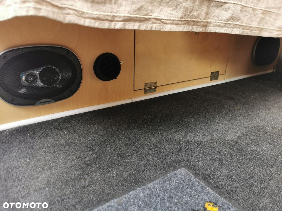 Volkswagen Transporter D 253 2B2 - 12