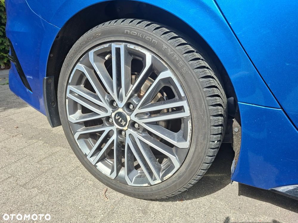 Kia ProCeed - 7