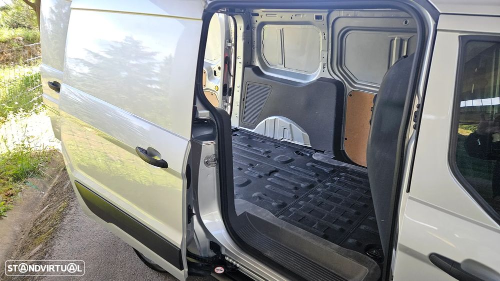 Ford Transit Connect Automática 3Lugares - 34