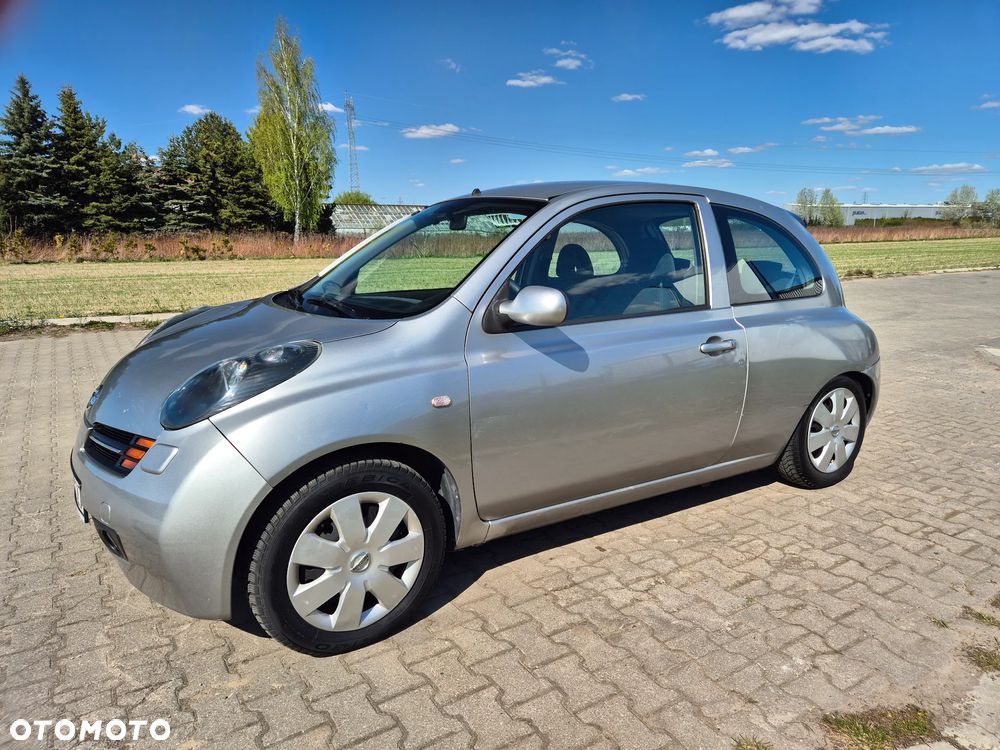 Nissan Micra - 1