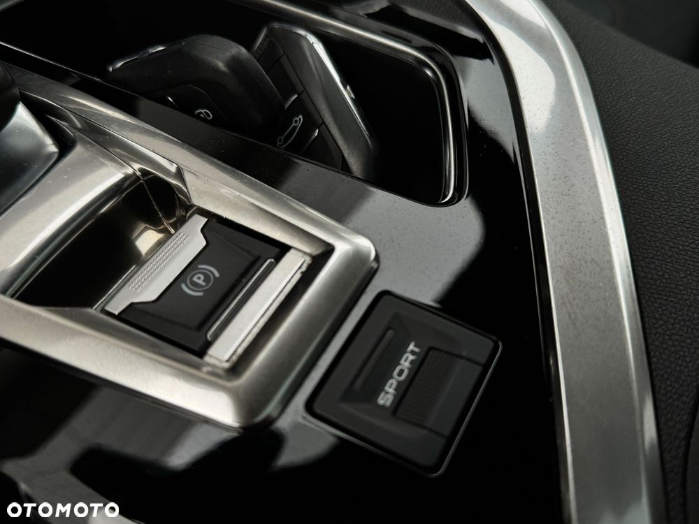 Peugeot 3008 PureTech 180 Stop & Start GPF EAT8 GT Pack - 19