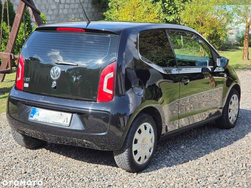 Volkswagen up! black style - 11