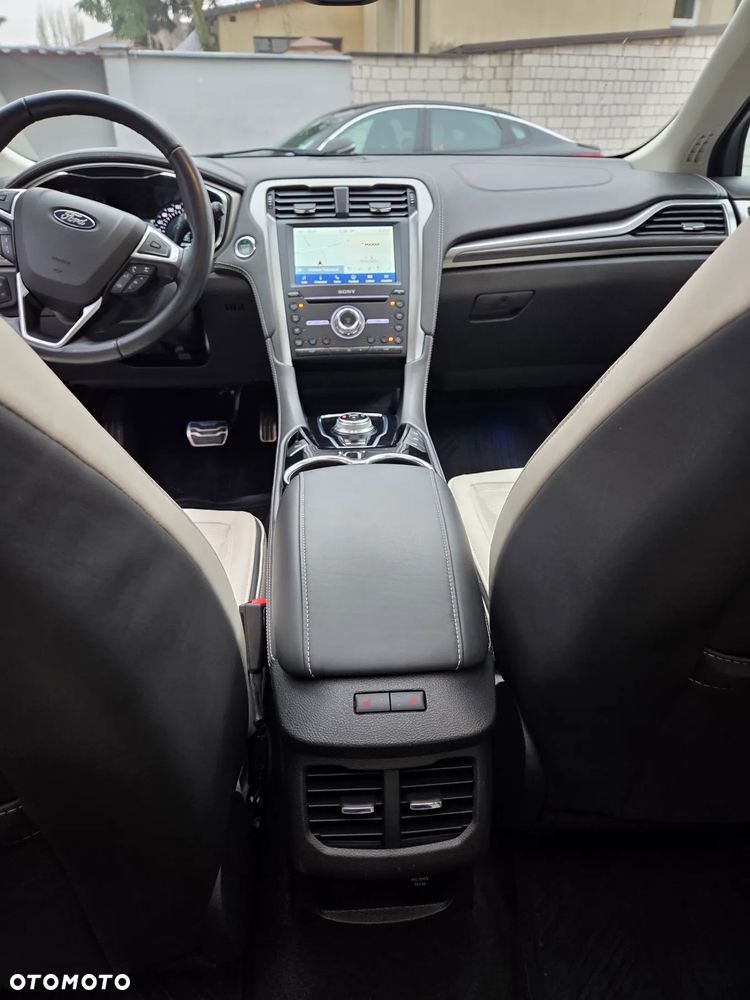 Ford Mondeo 2.0 EcoBlue Allrad VIGNALE - 15