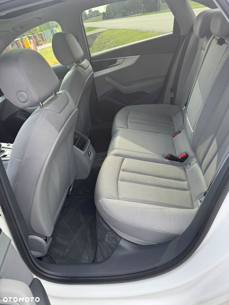 Audi A4 Limousine 2.0 TDI S tronic - 13
