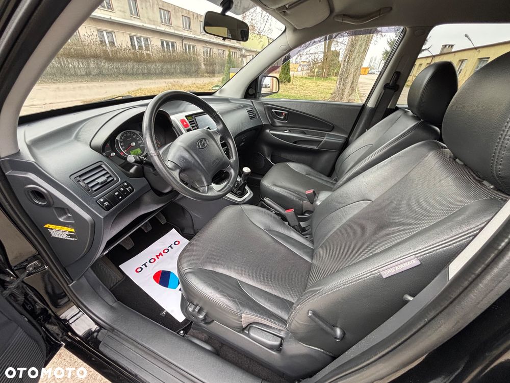 Hyundai Tucson 2.0 2WD GLS - 13