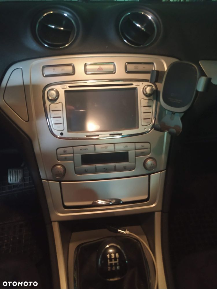Ford Mondeo 2.0 Titanium - 21