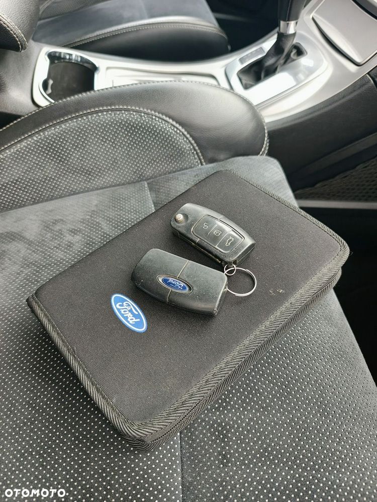 Ford S-Max 2.3 Titanium - 41