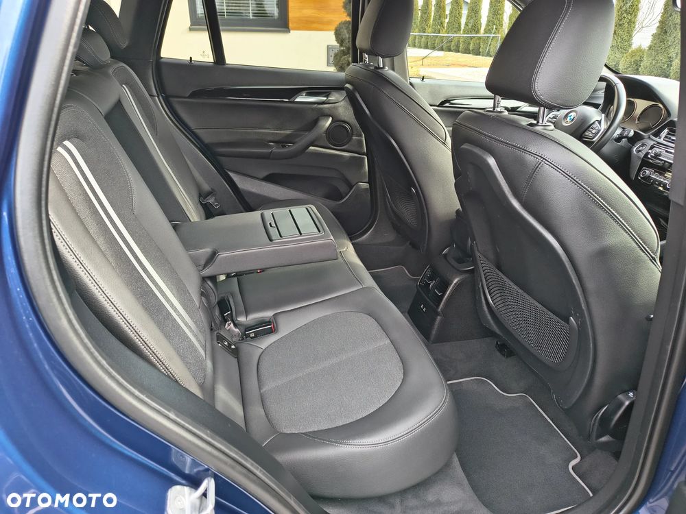 BMW X1 sDrive20i Sport - 11