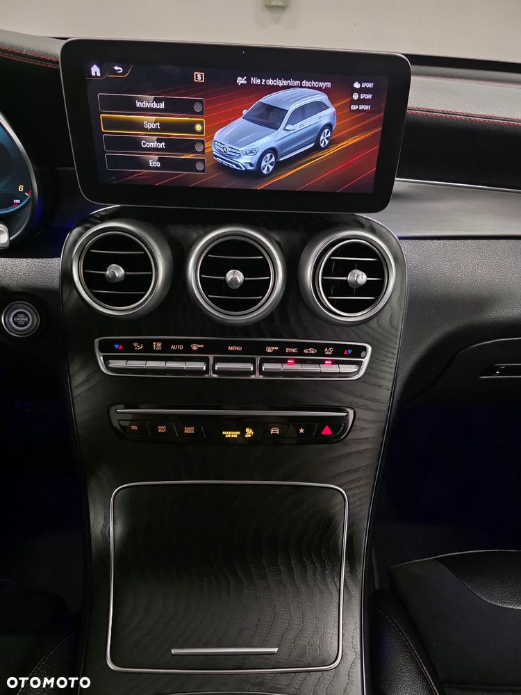 Mercedes-Benz GLC 220 d 4Matic 9G-TRONIC AMG Line Plus - 15