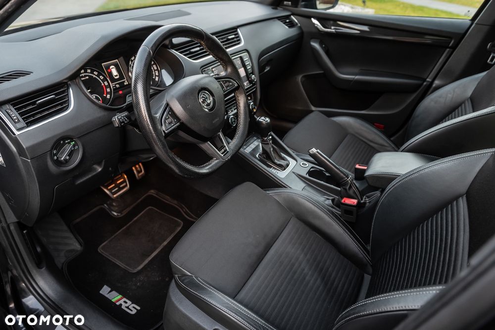Skoda Octavia 2.0 TDI DSG RS - 16