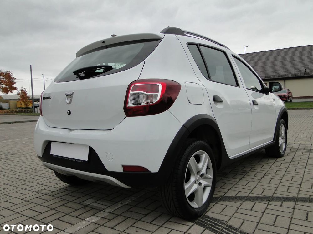 Dacia Sandero Stepway TCe 90 Prestige - 29