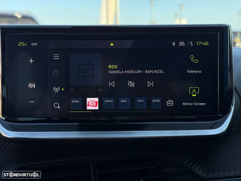 Peugeot e-2008 54 kWh Allure - 17
