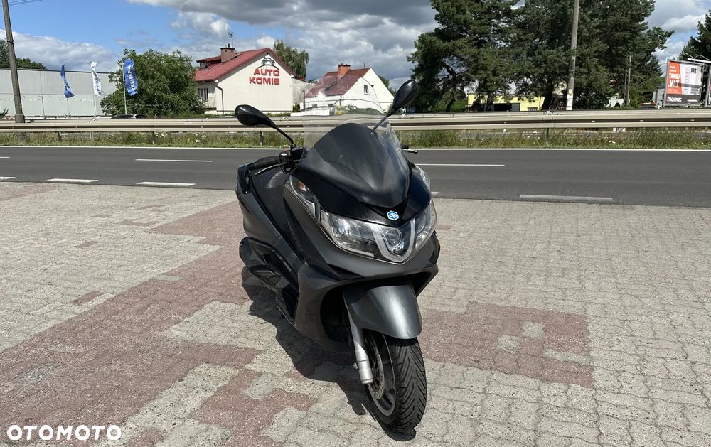 Piaggio X10 - 6
