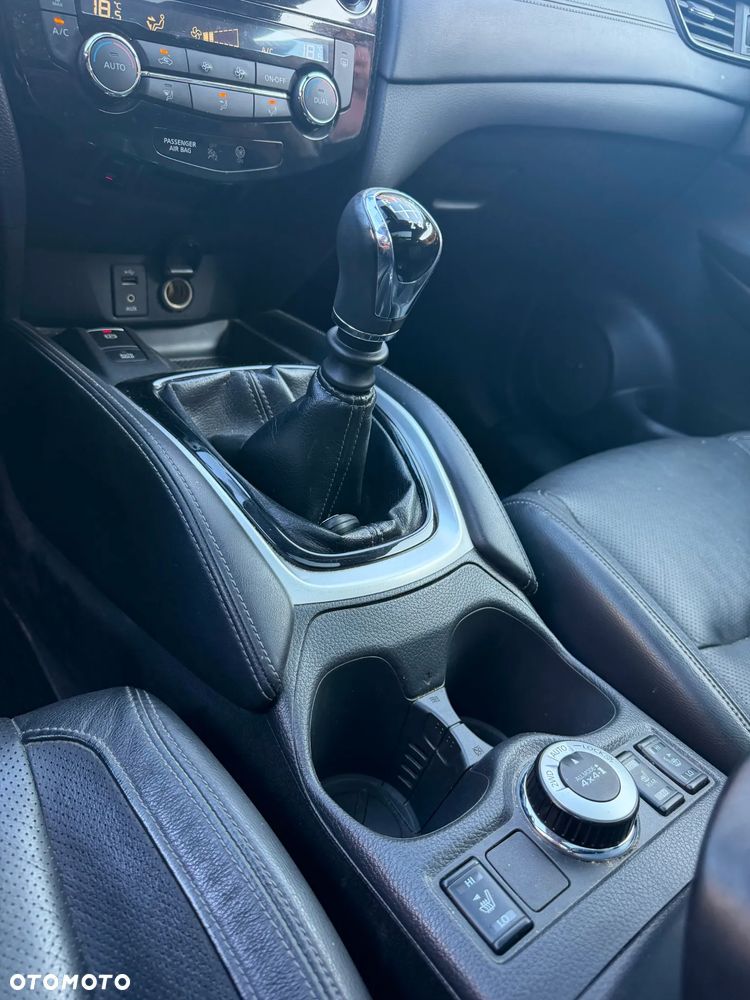 Nissan X-Trail - 15