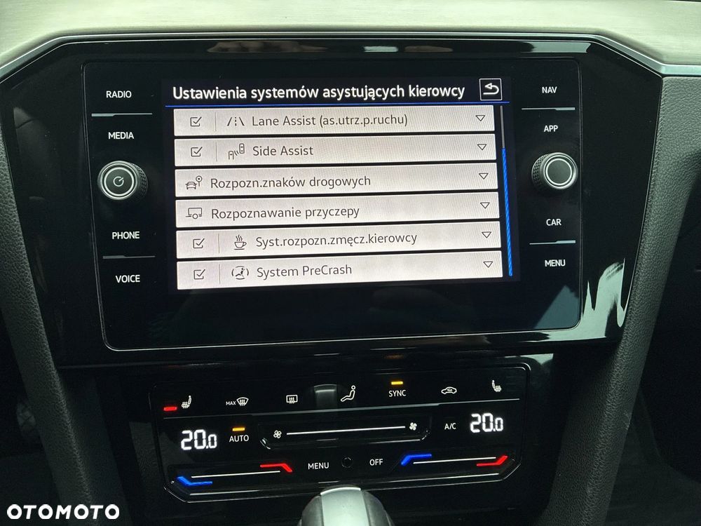 Volkswagen Passat 2.0 TSI Elegance DSG - 26