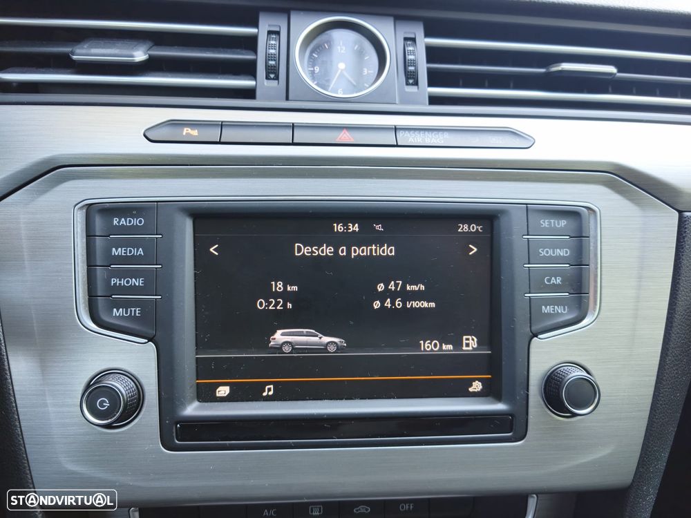 VW Passat Variant 1.6 TDI Confortline - 19