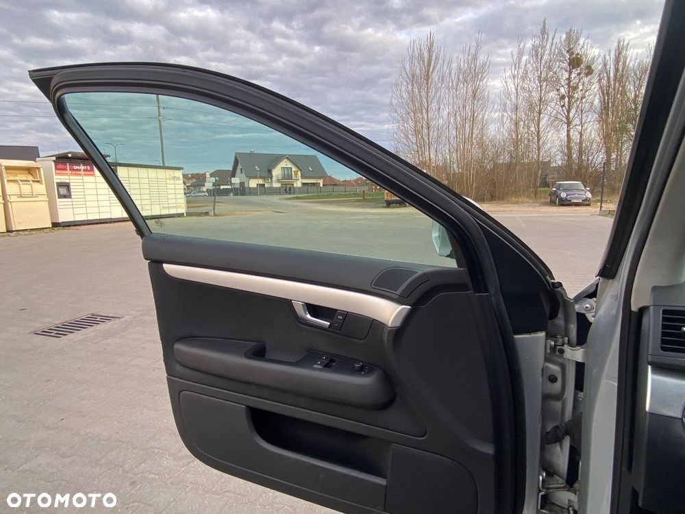 Audi A4 Limousine 1.8 T quattro - 7