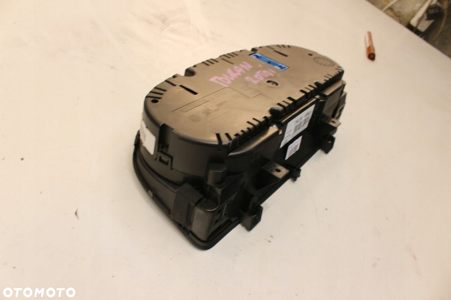 Licznik Zegary 1T0920875J VW Touran II 2010-2015 2.0 TDI EU - 7