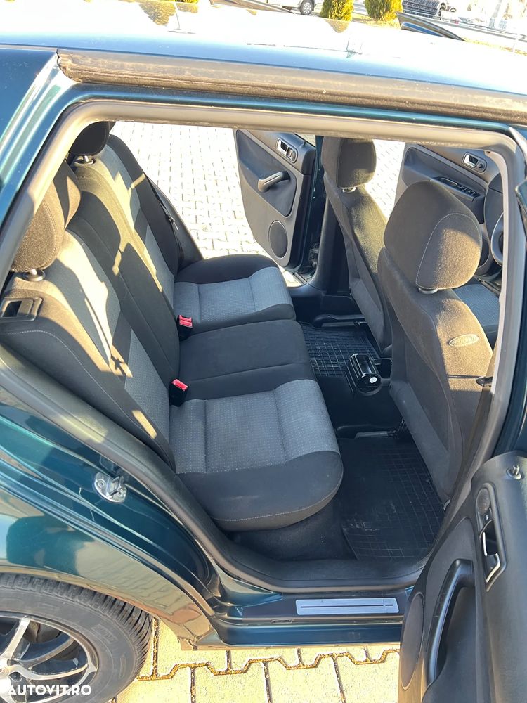 Volkswagen Golf 1.4 Ocean - 12