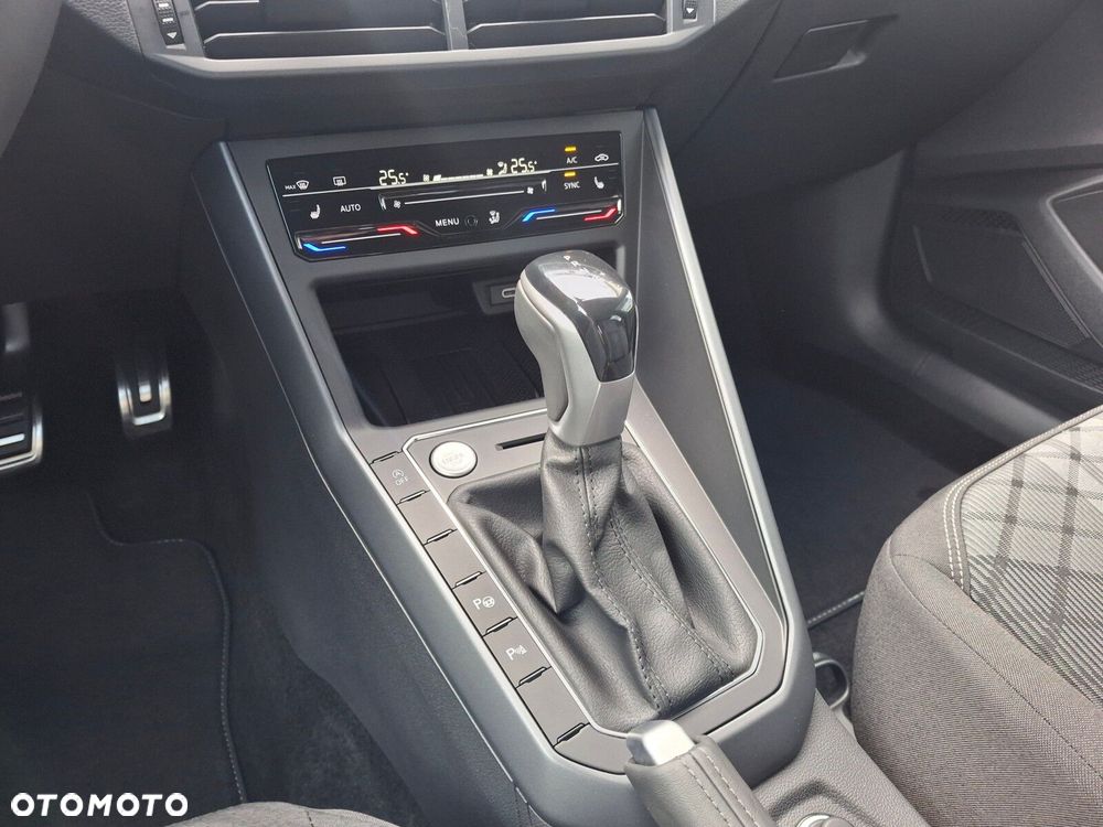 Volkswagen Taigo 1.5 TSI ACT R-Line Plus DSG - 23