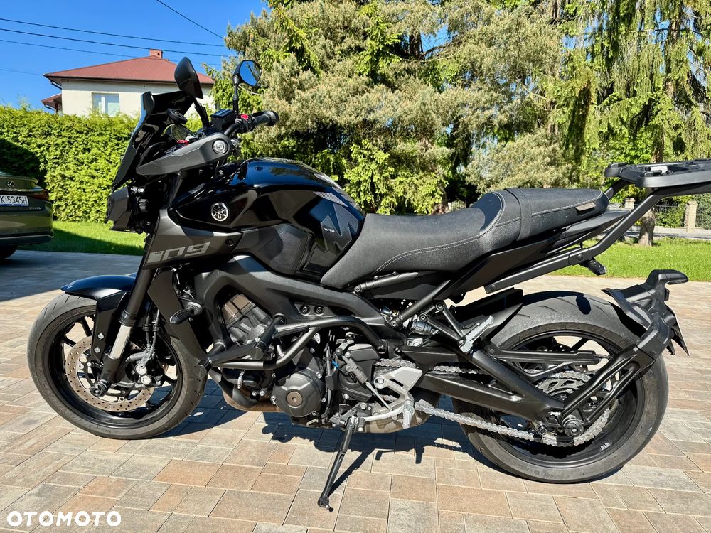 Yamaha MT - 2