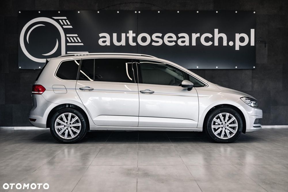 Volkswagen Touran - 9