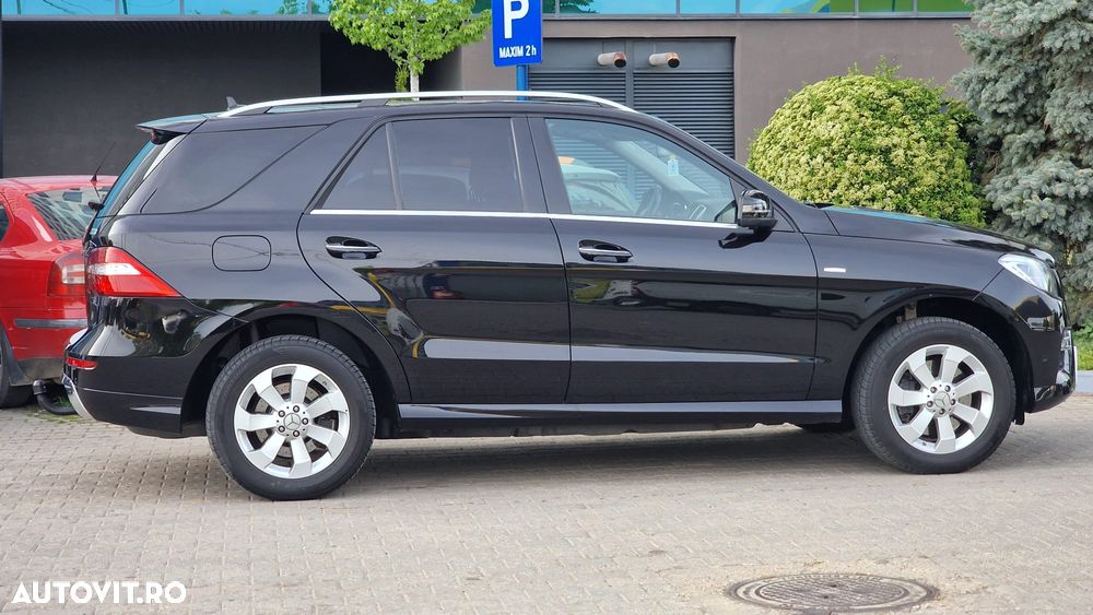 Mercedes-Benz ML 350 BlueTEC 4MATIC 7G-TRONIC - 9