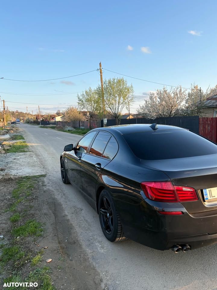 BMW Seria 5 520d - 2