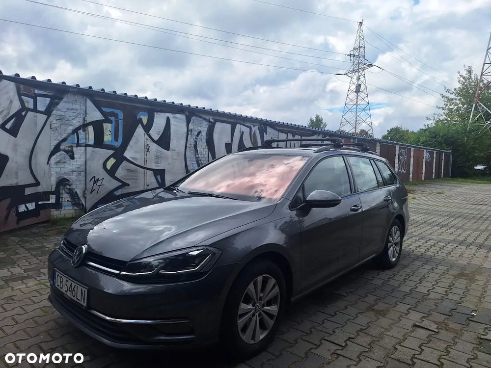 Volkswagen Golf 1.5 TSI BMT Evo Comfortline - 2
